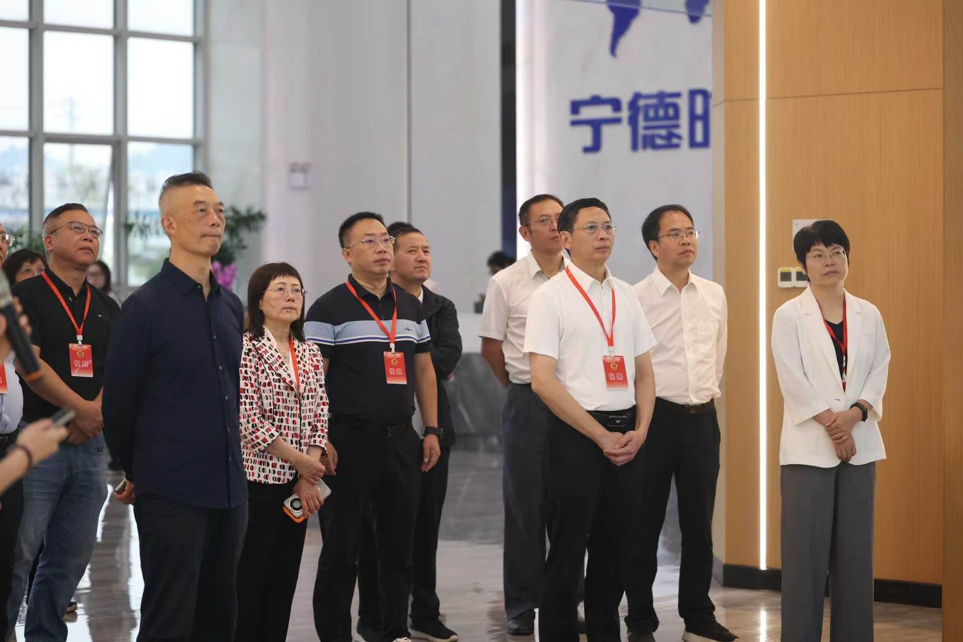 省检察院邀请部分全国（省）人大代表、政协委员视察调研检察工作并开展检察开放日活动